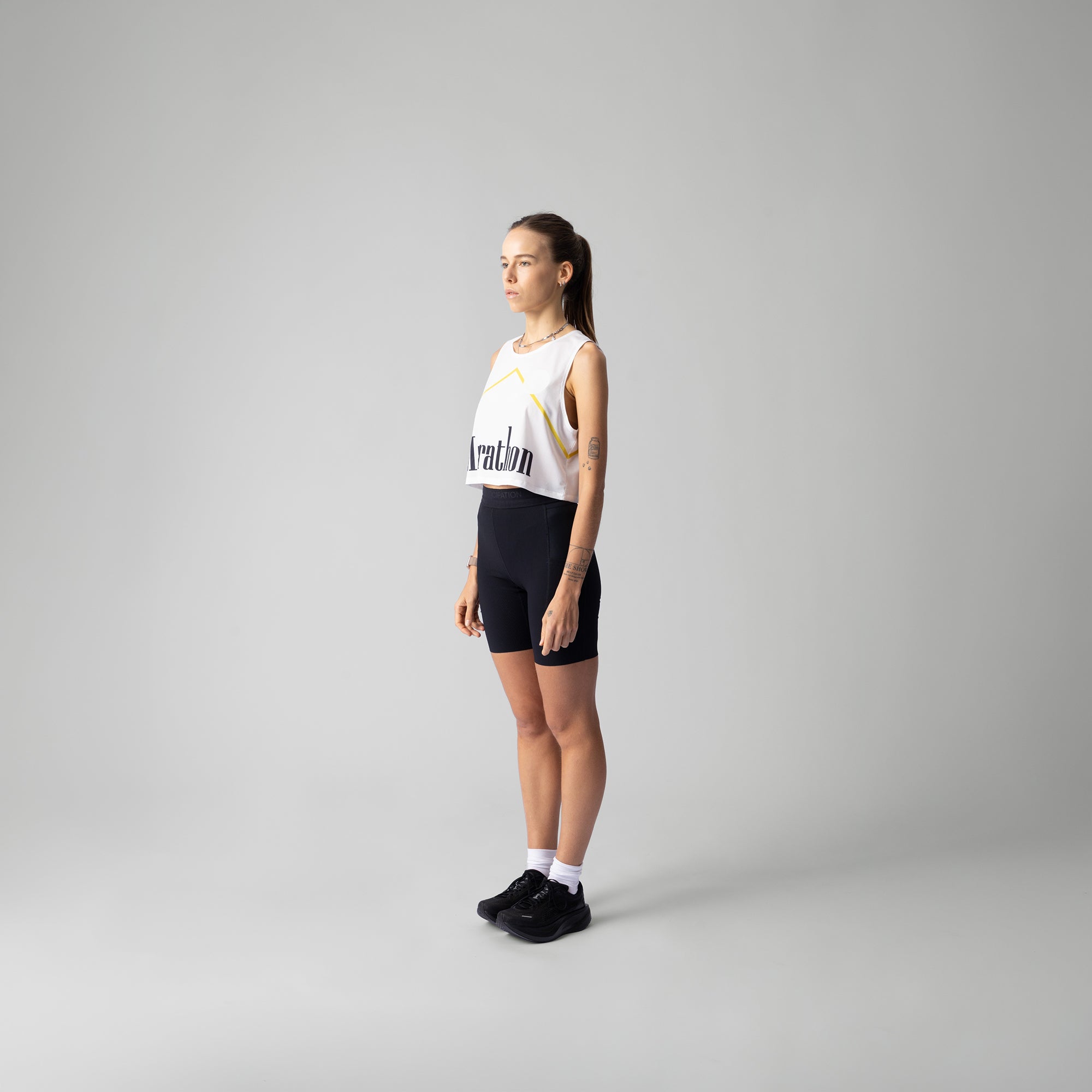 Marathon Light Crop Singlet
